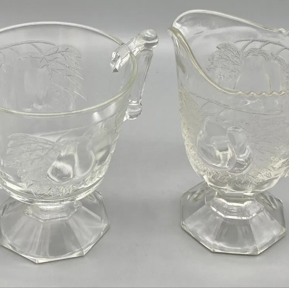 Jeannette Baltimore Pear Cream & Sugar set - Picture 3 of 11